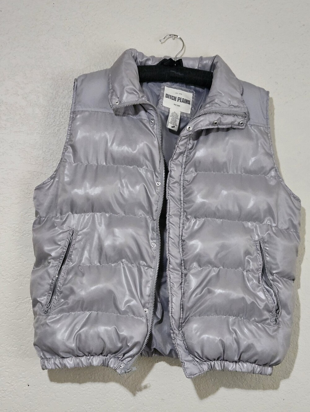 Ditch Plains Silver Puffer Vest